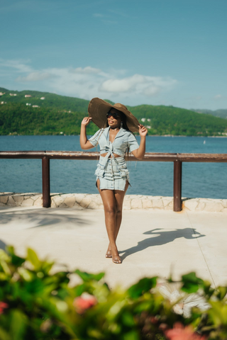 Lifestyle photoshoot in from of Caribbean Sea with photographer at Secrets Wild Orchid Montego Bay in Jamaica