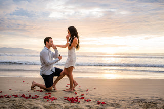 How to pop the question: Top Tips from your Cancun Engagement Photographer