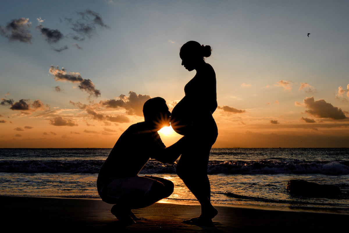 7 Pregnancy Photoshoot Ideas - DreamArt Photography